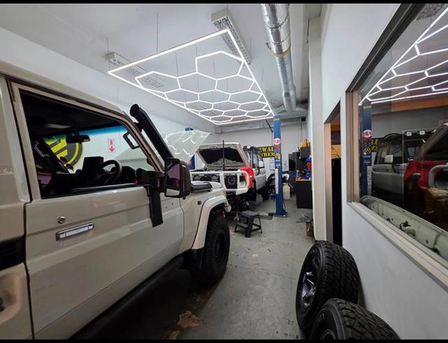 RETAIL PROPERTY TO RENT IN SILVER LAKES